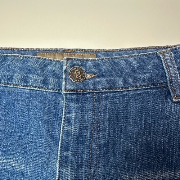 Bit & Bridle Shorts - Picture 5 of 8